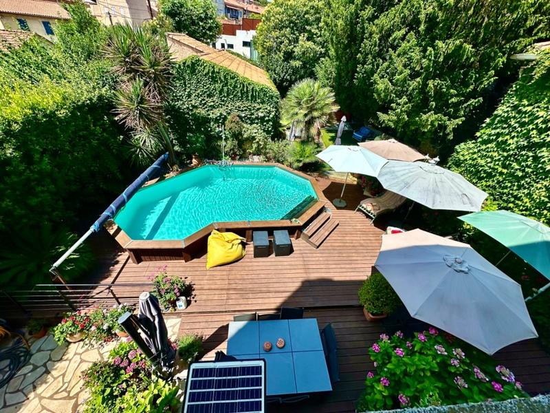 Maison - 196 m² - 5 pièces