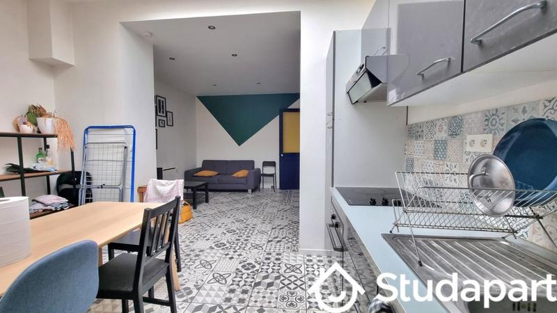 Chambre - 12 m² - 1 pièce