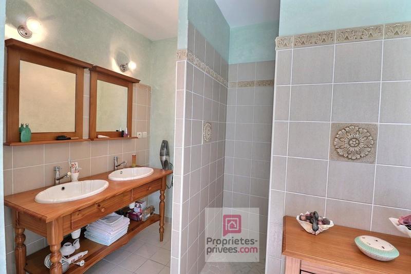 Villa - 174 m² - 7 pièces