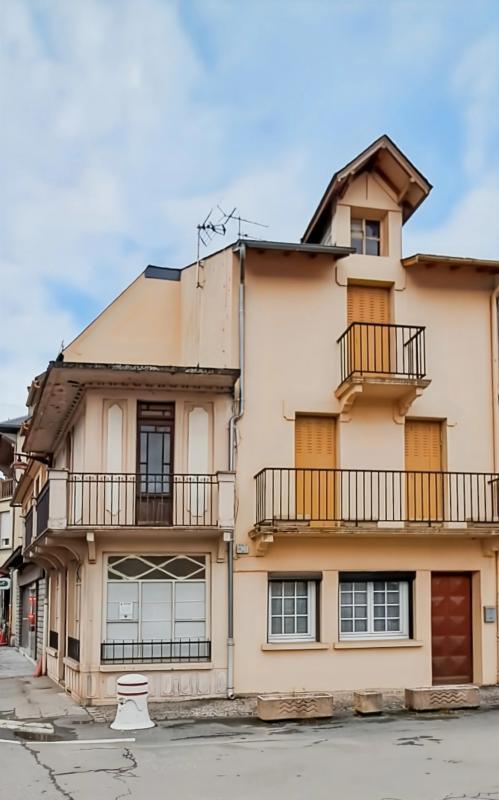 Maison - 99 m² - 16 pièces