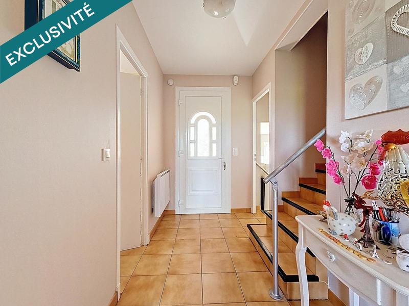 Maison - 162 m² - 8 pièces