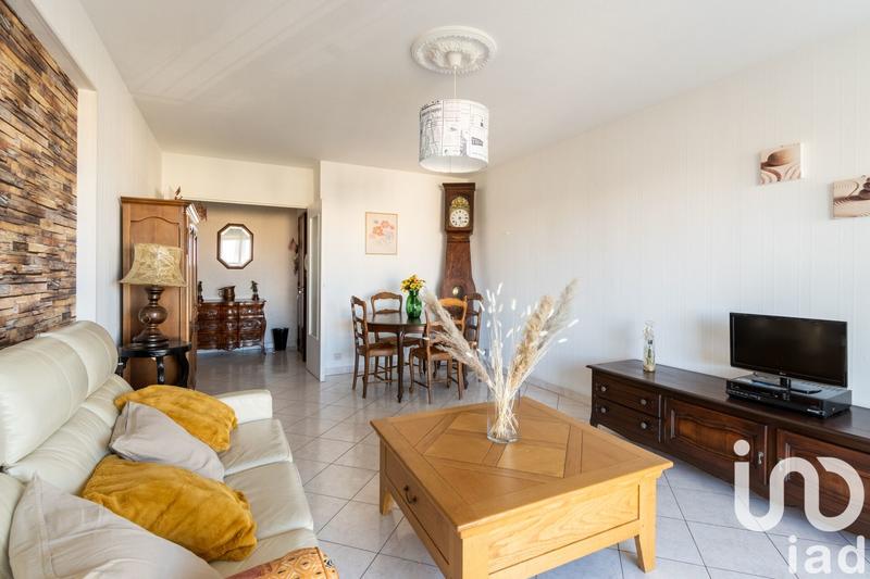 Appartement - 80 m² - 4 pièces