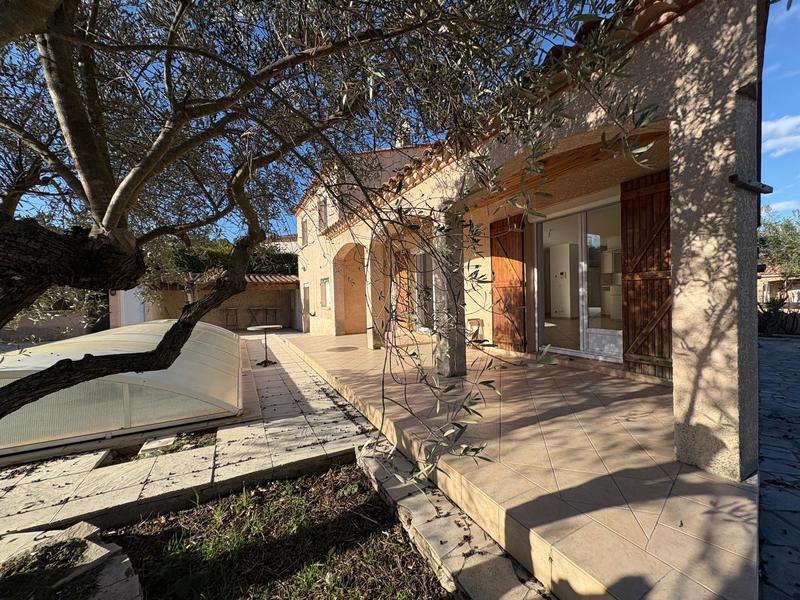 Maison traditionnelle - 140 m² - 5 pièces