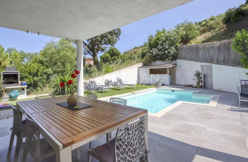 Villa - 180 m² - 7 pièces