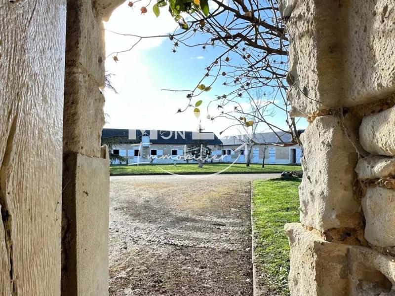 Maison - 420 m² - 10 pièces