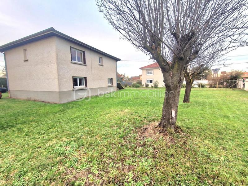 Maison traditionnelle - 116 m² - 6 pièces