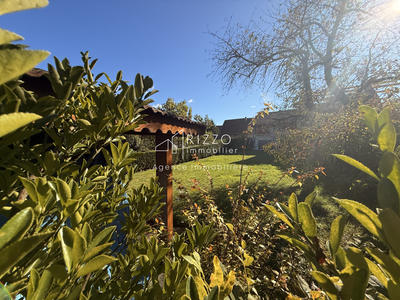 Maison - 166 m² - 7 pièces