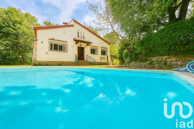 Maison - 97 m² - 5 pièces