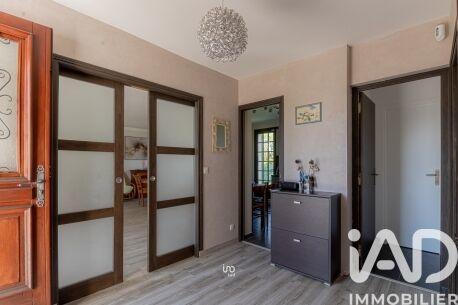 Maison - 185 m² - 8 pièces