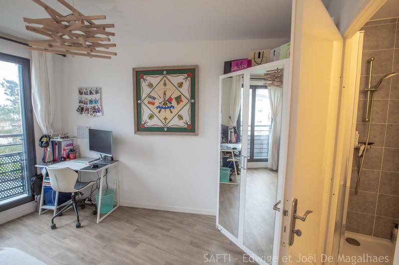 Appartement - 86 m² - 4 pièces