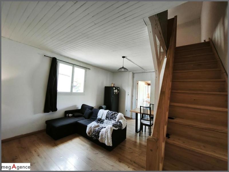 Maison en pierre - 243 m² - 8 pièces