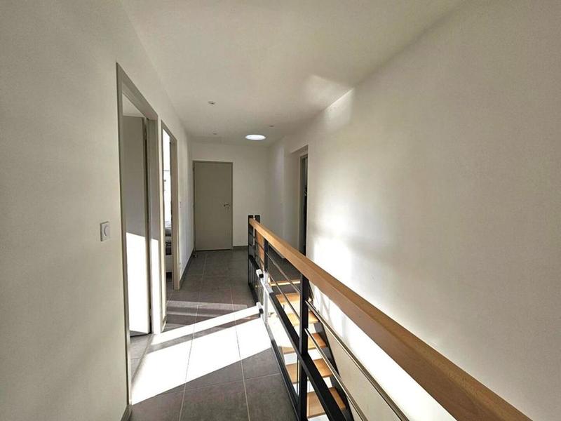 Maison - 143 m² - 6 pièces