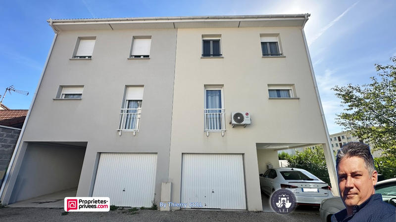 Maison - 92 m² - 5 pièces