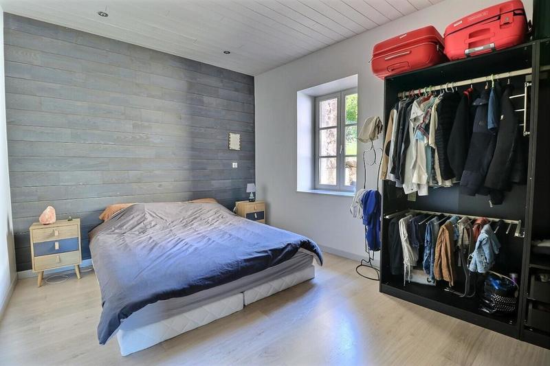 Maison - 192 m² - 7 pièces