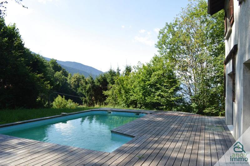 Maison - 134 m² - 7 pièces