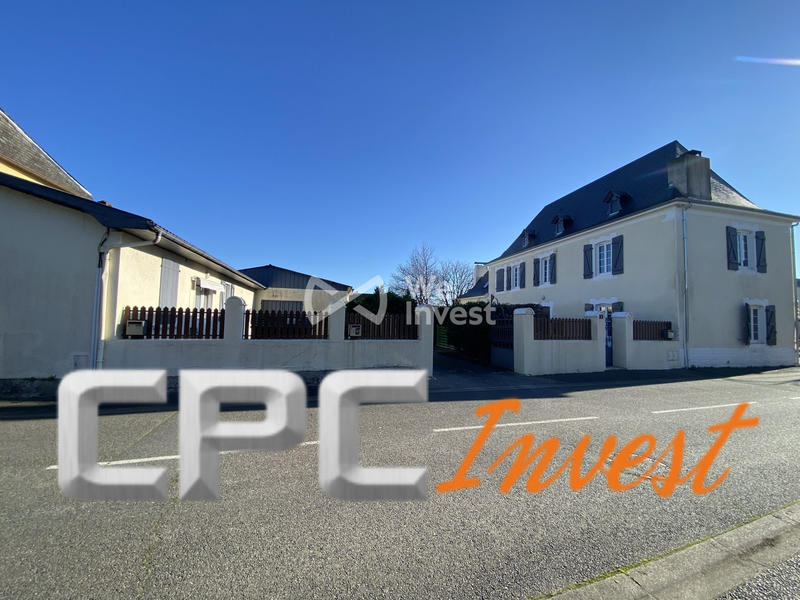 Maison ancienne - 223 m² - 8 pièces