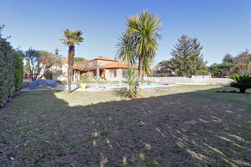 Villa - 165 m² - 5 pièces