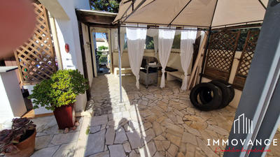 Maison - 176 m² - 7 pièces