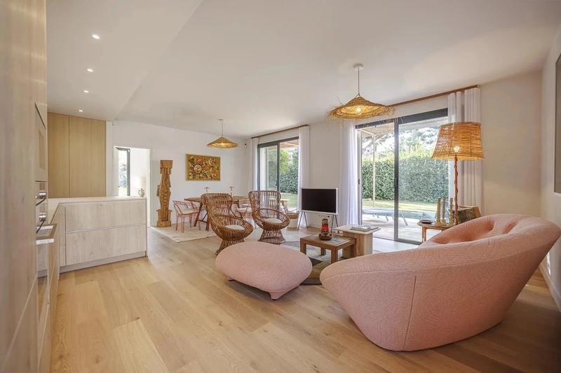 Villa - 163 m² - 5 pièces