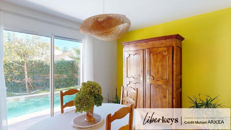 Maison - 110 m² - 6 pièces