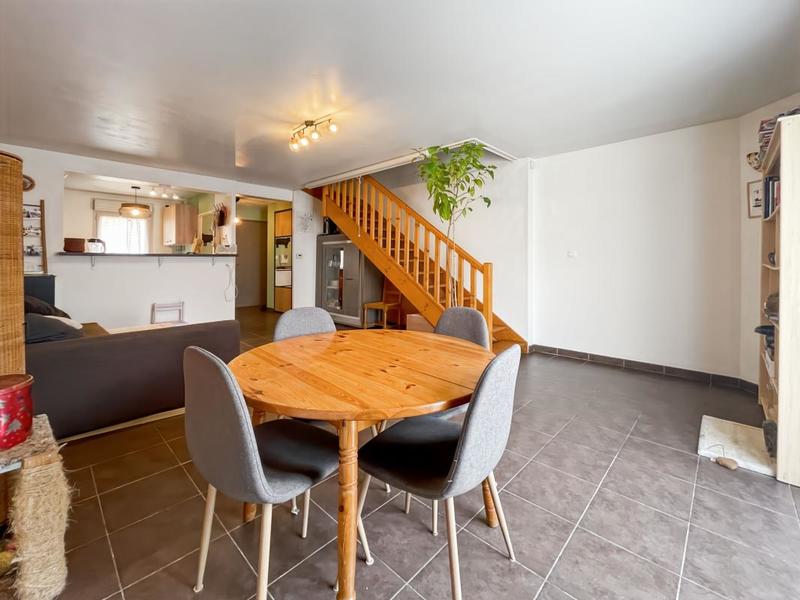 Maison - 85 m² - 4 pièces