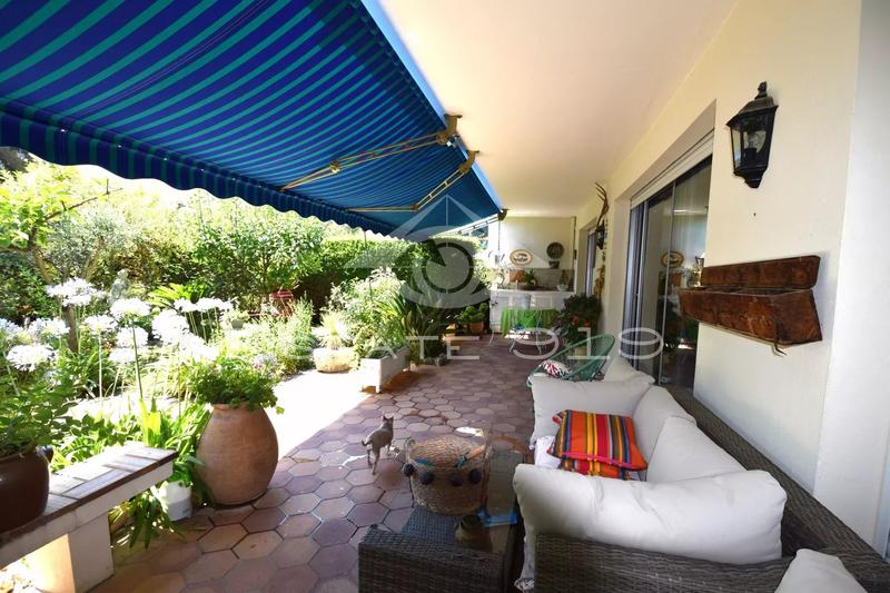 Appartement - 100 m² - 3 pièces