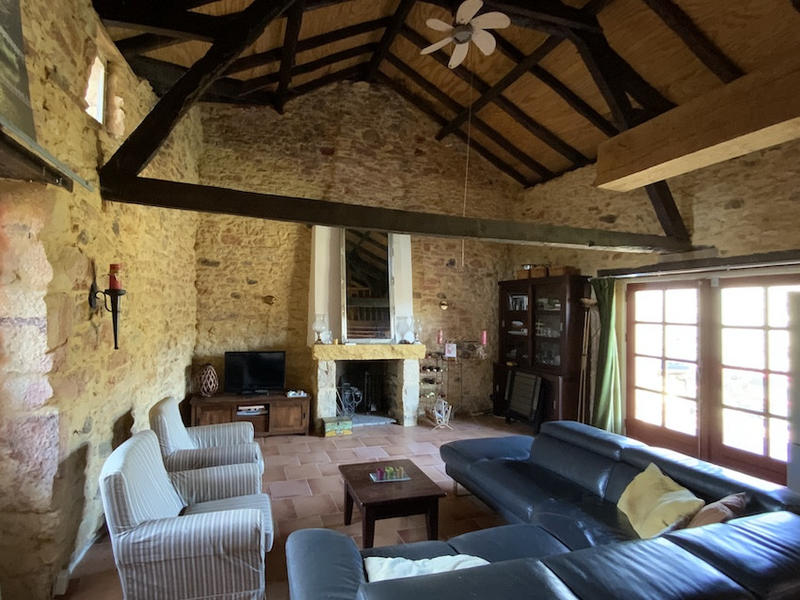 Maison - 170 m² - 7 pièces