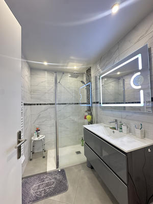 Appartement - 70 m² - 3 pièces