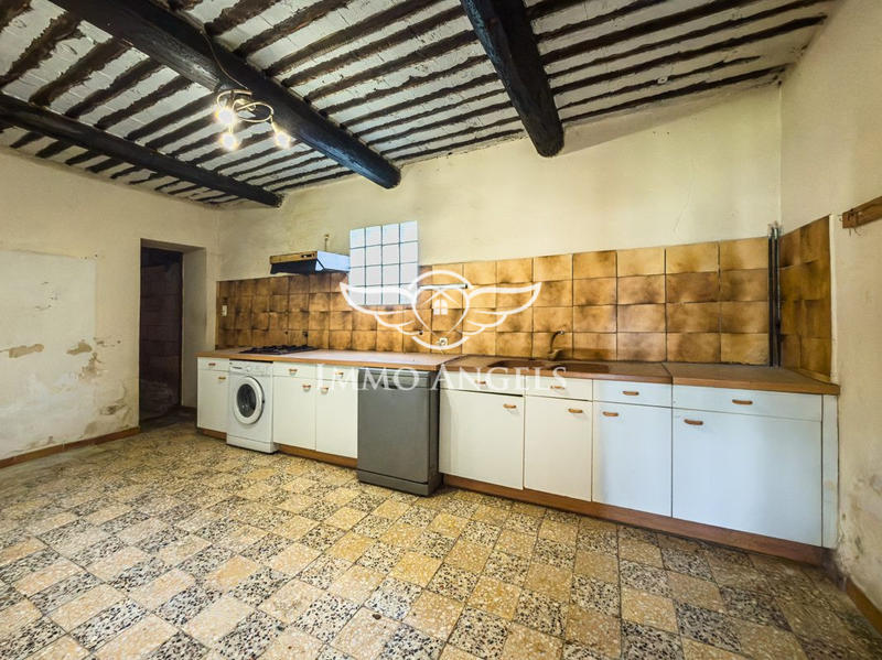 Mas - 158 m² - 8 pièces