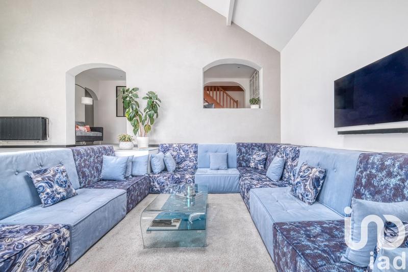 Maison - 166 m² - 7 pièces