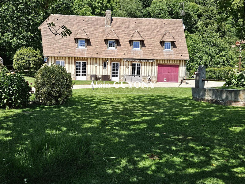 Maison traditionnelle - 127 m² - 4 pièces