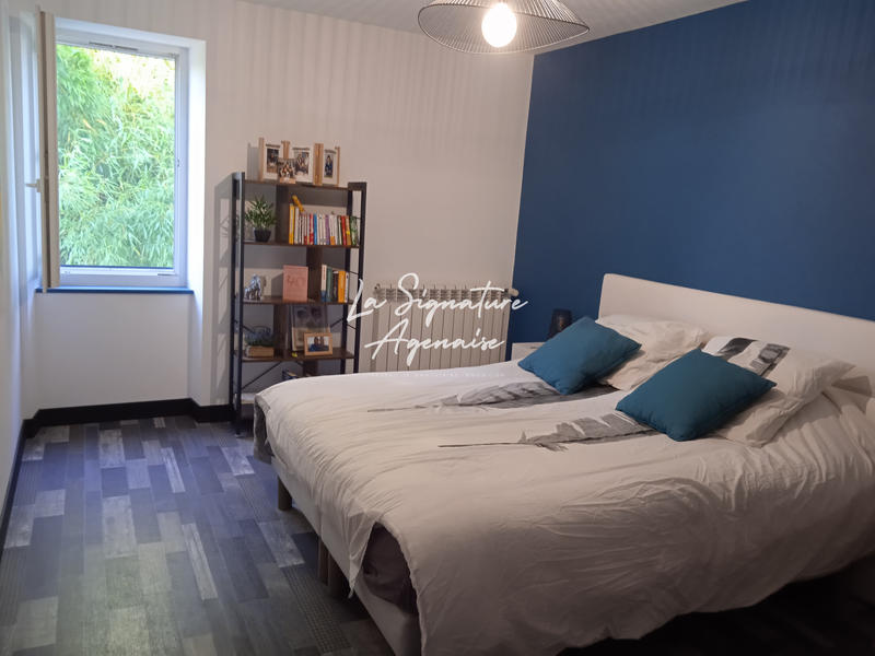 Maison - 260 m² - 7 pièces