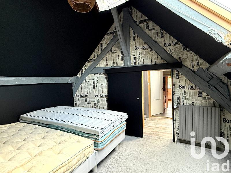 Maison - 180 m² - 8 pièces