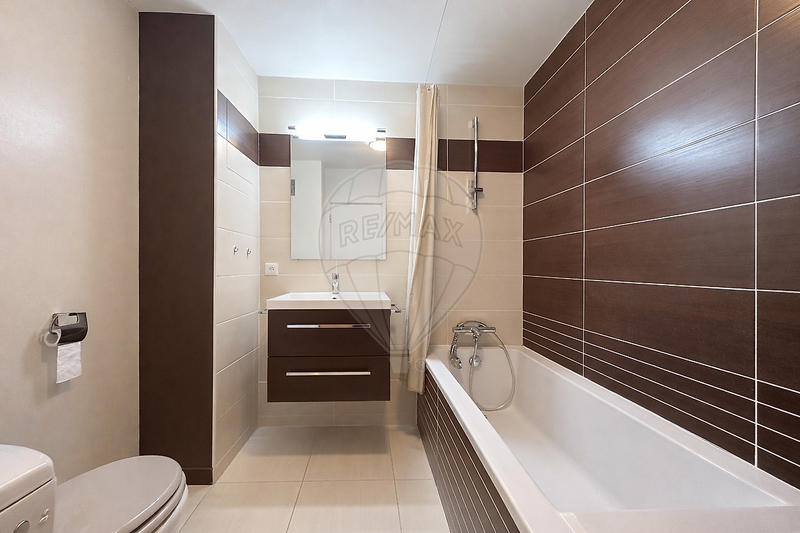 Appartement - 109 m² - 5 pièces