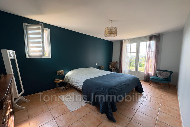 Maison - 196 m² - 5 pièces