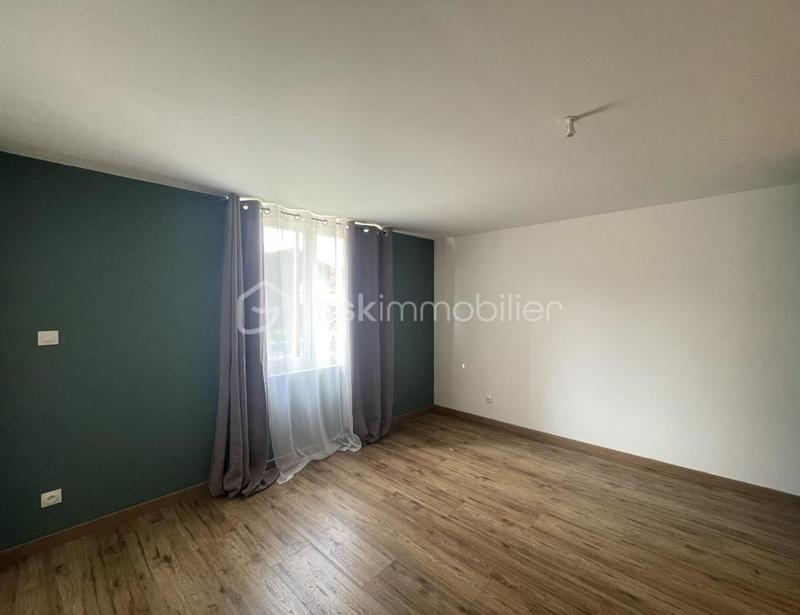 Maison - 246 m² - 8 pièces