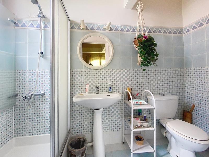 Maison - 204 m² - 7 pièces