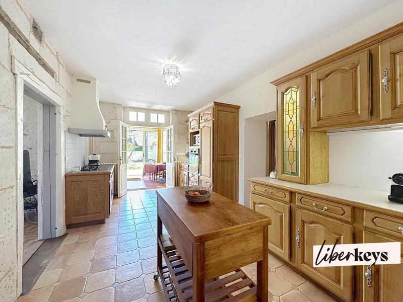 Propriété - 145 m² - 5 pièces