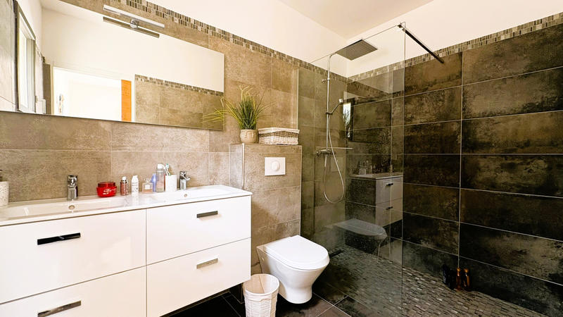 Appartement - 156 m² - 5 pièces