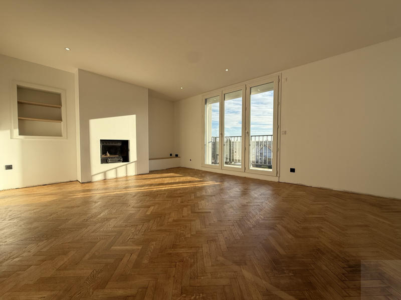 Appartement - 97 m² - 5 pièces