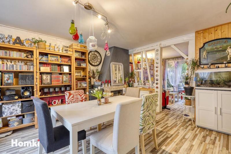 Maison - 89 m² - 5 pièces