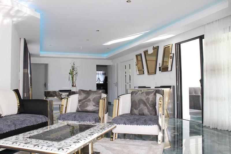 Villa - 180 m² - 7 pièces