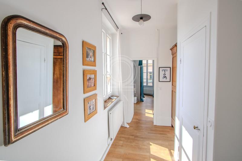 Maison ancienne - 184 m² - 7 pièces