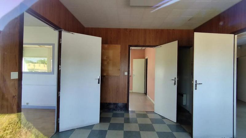 Entrepôt - 4 600 m²