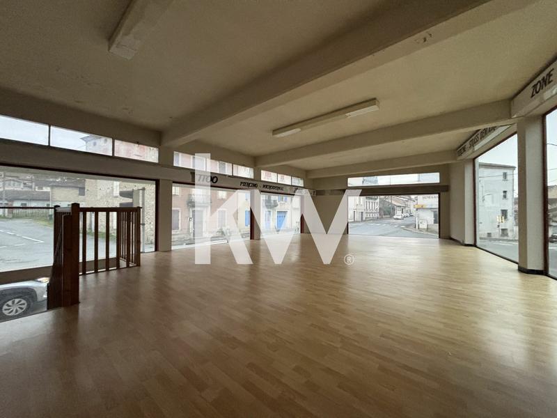 Appartement - 170 m² - 5 pièces