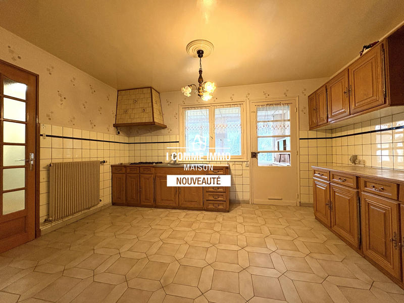 Maison - 90 m² - 6 pièces