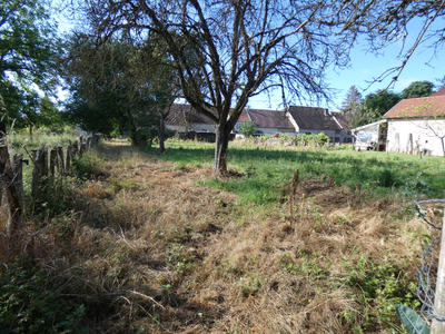 Terrain constructible - 1 054 m²