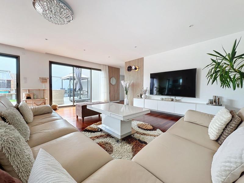 Maison contemporaine - 167 m² - 6 pièces