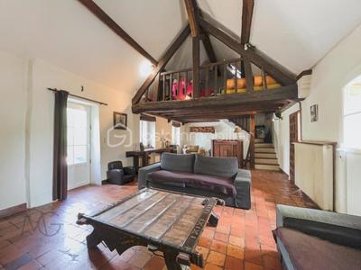 Corps de ferme - 150 m² - 6 pièces