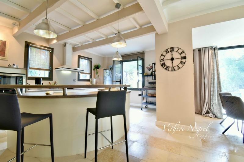 Propriété - 150 m² - 5 pièces